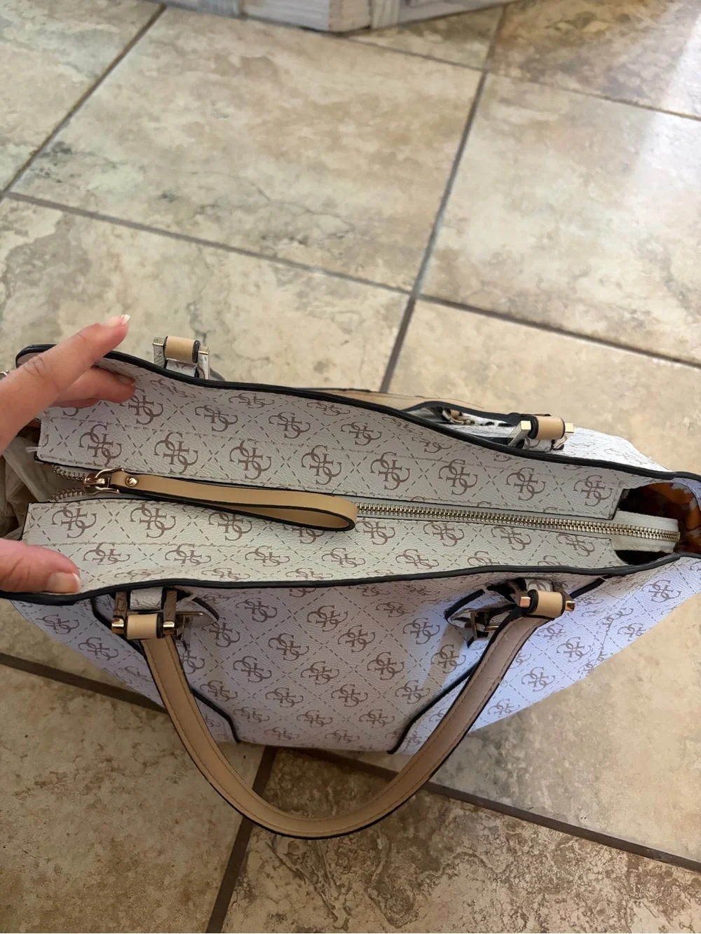 GUESS Cream and Brown Logo-Print Tote